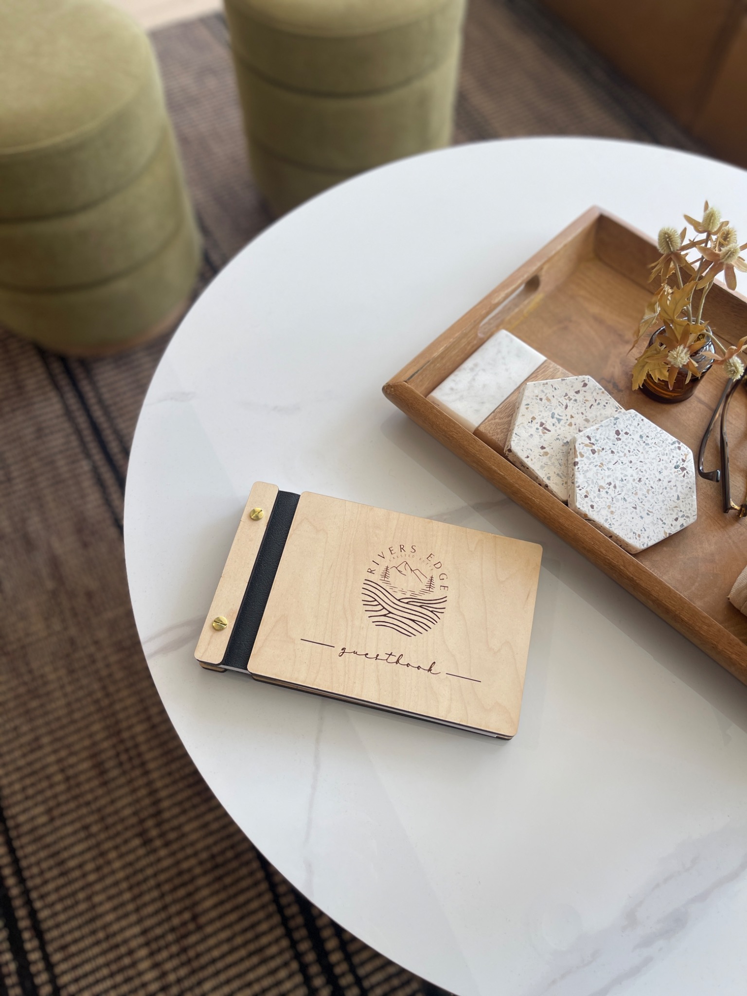 Guest book detail